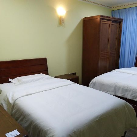 Uncle Ho Motel Papar Bagian luar foto